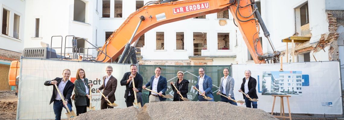 Spatenstich in der Apollogasse