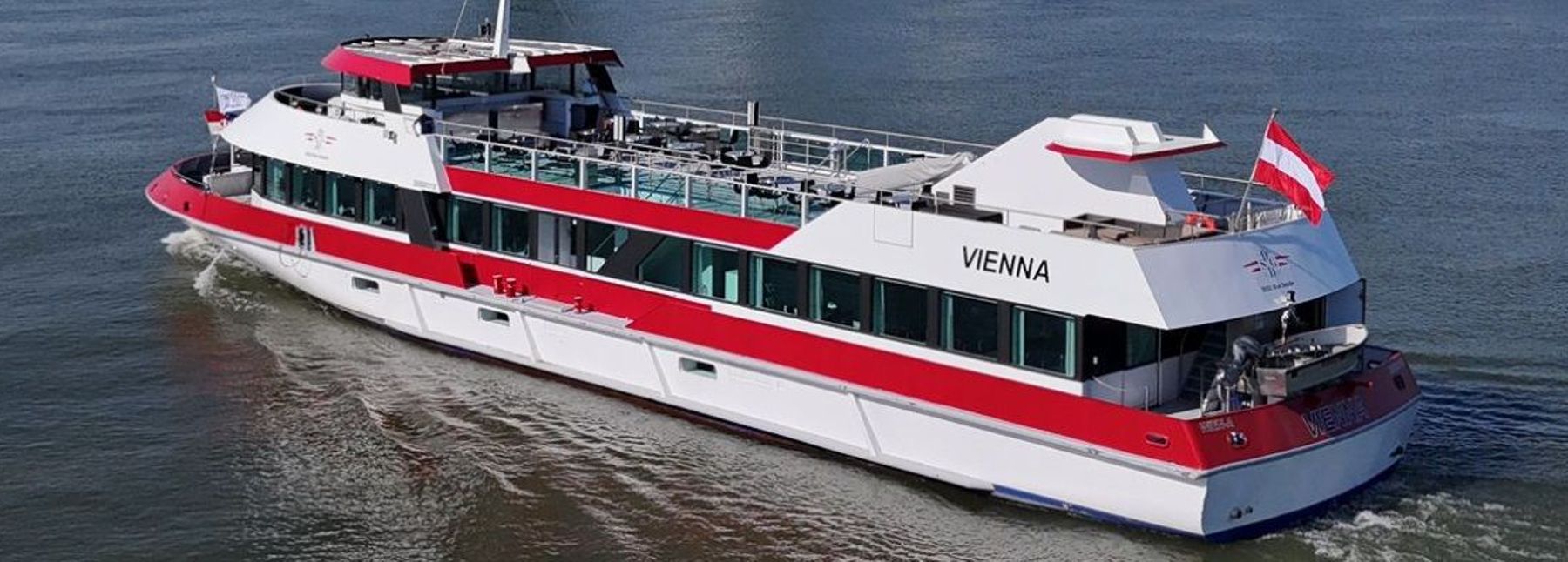 Luftaufnahme eines Schiffs